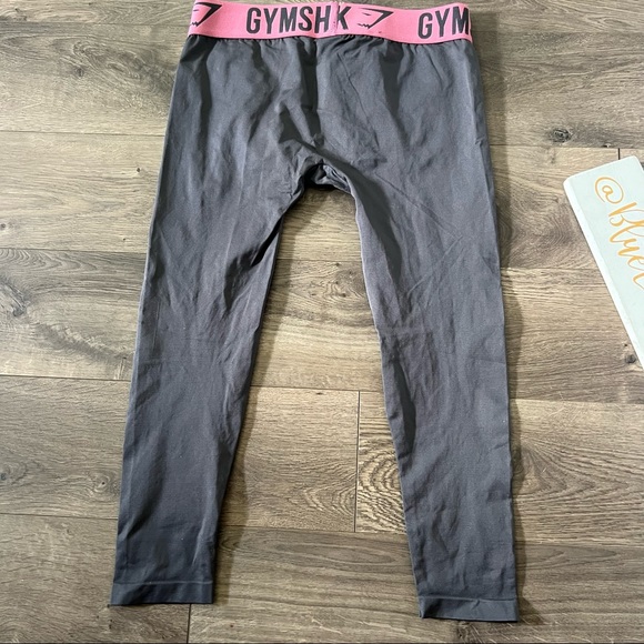 Gymshark Gray Seamless Crops - Picture 6 of 8